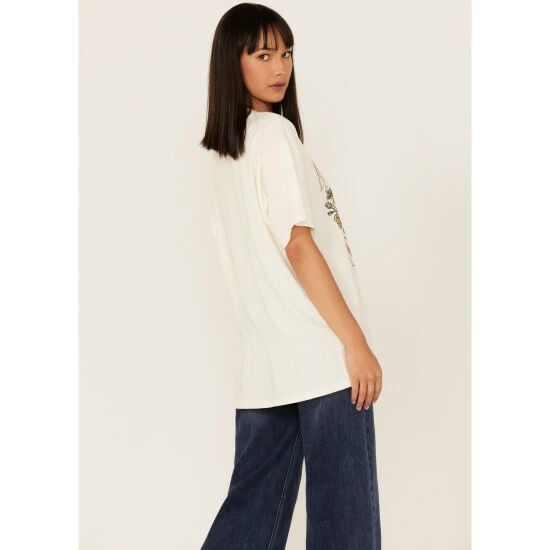 Promo ⌛ Cleo + Wolf 👩 Women's American Spirit Vintage Oversized Graphic Tee Ivory 🔥 4 Promo ⌛ Cleo + Wolf 👩 Women's American Spirit Vintage Oversized Graphic Tee Ivory 🔥 - Image 4