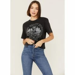 Best reviews of โจ Cleo + Wolf ๐ฉ Women's Great Smoky Mountains Graphic Boxy Crop Tee Black ๐