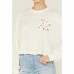 Discount ✨ Cleo + Wolf 👩 Women's Boxy Floral Pocket Long Sleeve Cropped Long Sleeve Ivory 🔔 -Cleo & Wolf SHOP unnamed file 350