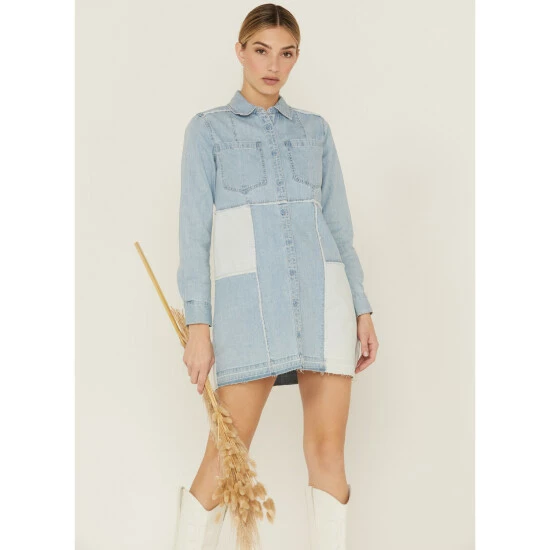 Hot Sale ✨ Cleo + Wolf 👩 Women's Multi Panel Patchwork Denim 👗 Dress Medium Wash 😉 1 Hot Sale ✨ Cleo + Wolf 👩 Women's Multi Panel Patchwork Denim 👗 Dress Medium Wash 😉