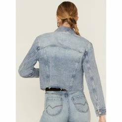 Budget ✔️ Cleo + Wolf 👩 Women's Wilshire Cropped Oversized Denim Jacket Light Wash 👍 -Cleo & Wolf SHOP unnamed file 380