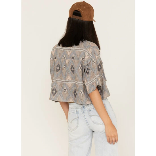 Brand new ⭐ Cleo + Wolf 👩 Women's Southwestern Print Relaxed Button-Front 👚 Shirt Blue 🎁 4 Brand new ⭐ Cleo + Wolf 👩 Women's Southwestern Print Relaxed Button-Front 👚 Shirt Blue 🎁 - Image 4