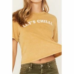 Promo 😉 Cleo + Wolf 👩 Women's Let's Chill Graphic Tee Gold 🛒 -Cleo & Wolf SHOP unnamed file 622