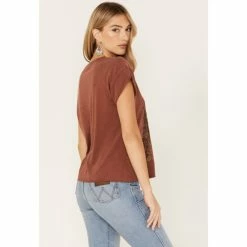 Wholesale ✨ Cleo + Wolf 👩 Women's Adventure Calling Graphic Tee Brandy Brown 👏 7 Wholesale ✨ Cleo + Wolf 👩 Women's Adventure Calling Graphic Tee Brandy Brown 👏 -Cleo & Wolf SHOP unnamed file 98